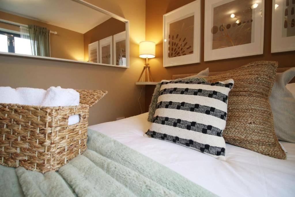 The Observatory By Mia Living 2 Bedroom Apartment Overlooking Swansea Beach With Free Parking Luaran gambar